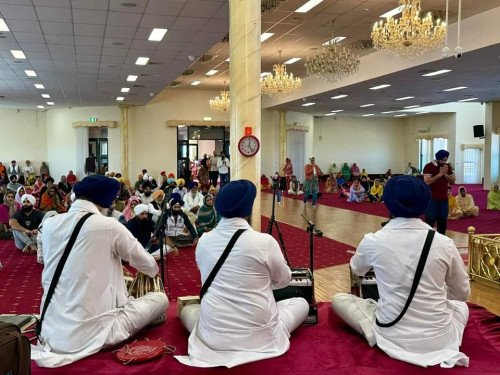 ਗੁਰੂ ਨਾਨਕ ਦੇਵ ਜੀ ਦੇ 555ਵੇਂ ਪ੍ਰਕਾਸ਼ ਦਿਹਾੜੇ ਮੌਕੇ ਦੇਸ਼ ਭਰ ਦੇ ਗੁਰਦੁਆਰਿਆਂ ਵਿੱਚ ਵਿਸ਼ੇਸ਼ ਦੀਵਾਨ