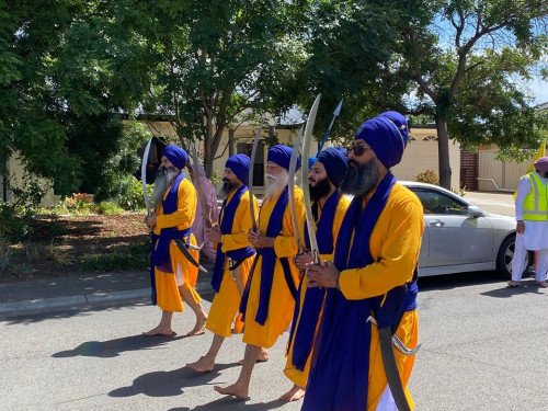 ਗੁਰੂ ਨਾਨਕ ਦੇਵ ਜੀ ਦੇ 555ਵੇਂ ਪ੍ਰਕਾਸ਼ ਦਿਹਾੜੇ ਮੌਕੇ ਐਡੀਲੇਡ ਦੀਆਂ ਸਿੱਖ ਸੰਗਤਾਂ ਵੱਲੋਂ ਨਗਰ ਕੀਰਤਨ ਦਾ ਆਯੋਜਨ @Gurdwara Sri Dashmesh Darbar Virginia