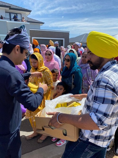 ਗੁਰੂ ਨਾਨਕ ਦੇਵ ਜੀ ਦੇ 555ਵੇਂ ਪ੍ਰਕਾਸ਼ ਦਿਹਾੜੇ ਮੌਕੇ ਐਡੀਲੇਡ ਦੀਆਂ ਸਿੱਖ ਸੰਗਤਾਂ ਵੱਲੋਂ ਨਗਰ ਕੀਰਤਨ ਦਾ ਆਯੋਜਨ @Gurdwara Sri Dashmesh Darbar Virginia