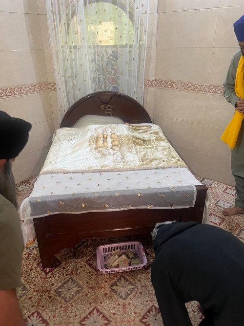 ਗੁਰੂ ਨਾਨਕ ਦੇਵ ਜੀ ਦੇ 555ਵੇਂ ਪ੍ਰਕਾਸ਼ ਦਿਹਾੜੇ ਮੌਕੇ ਆਸਟ੍ਰੇਲੀਆ ਤੋਂ ਸਿੱਖ ਸੰਗਤਾਂ ਦਾ ਜੱਥਾ ਪਾਕਿਸਤਾਨ ਵਿਚਲੇ ਗੁਰਧਾਮਾਂ ਦੀ ਯਾਤਰਾ ਲਈ ਗਿਆ