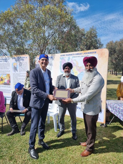 Guru Nanak Lake: Historic Moment for the Sikh Community in Victoria!