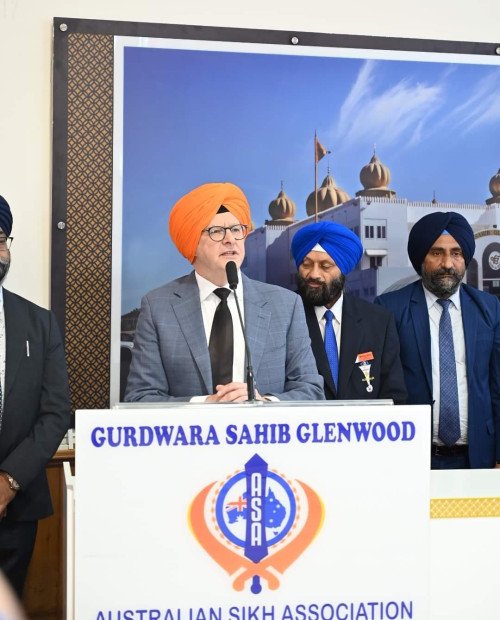 Prime Minister Anthony Albanese Pays Respects on Bandi Chhor Diwas at Gurdwara Sahib Glenwood