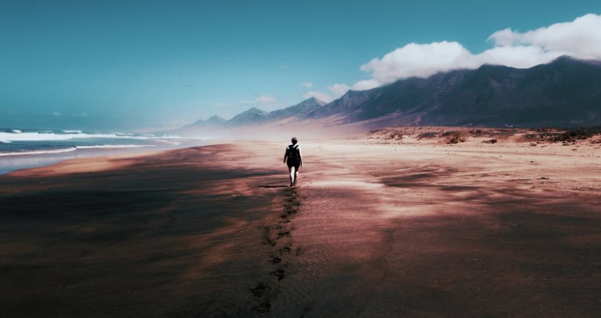 ਕੀ ਦੱਸਾਂ ਔਕਾਤ ਉਨ੍ਹਾਂ ਦੀ - Punjabi Kavita -