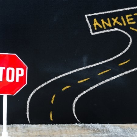 ਐਂਜ਼ਾਇਟੀ (Anxiety) ਅਤੇ ਘਬਰਾਹਟ: ਕਾਰਨ ਅਤੇ ਰਾਹਤ ਦੇ ਆਸਾਨ ਤਰੀਕੇ | Radio Haanji