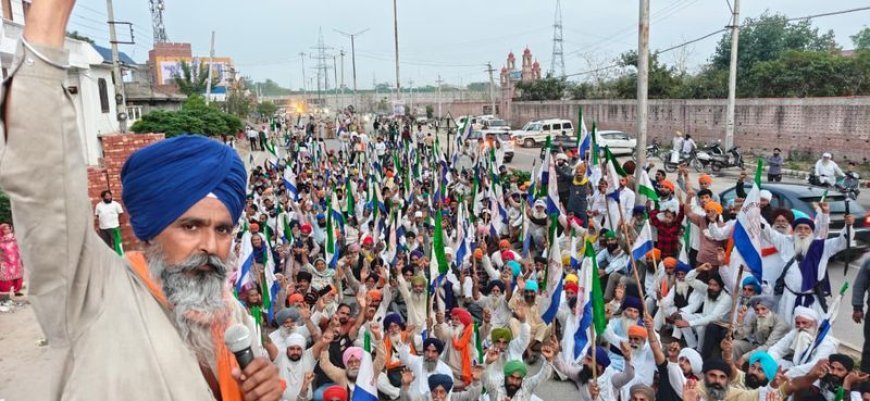 ਅੰਮ੍ਰਿਤਸਰ ਵਿੱਚ ਕਿਸਾਨਾਂ 'ਤੇ ਲਾਠੀਚਾਰਜ: ਰਾਮ ਤੀਰਥ ਰੋਡ 'ਤੇ ਪ੍ਰਦਰਸ਼ਨ ਕਰ ਰਹੇ 35 ਕਿਸਾਨ ਪੁਲਿਸ ਨੇ ਕੀਤੇ ਗ੍ਰਿਫ਼ਤਾਰ