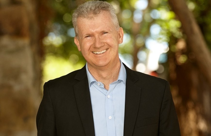 ਆਸਟ੍ਰੇਲੀਆ ਸਰਕਾਰ ਦਾ ਵੱਡਾ ਫੈਸਲਾ: ਇਰਾਨੀ ਨਾਗਰਿਕਾਂ ਲਈ ਟੂਰਿਸਟ ਵੀਜ਼ਾ 'ਤੇ ਲਗਾਈ ਪਾਬੰਦੀ